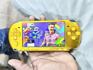 PSP Slim Neuf 20 Jeux Installés Dans Carton