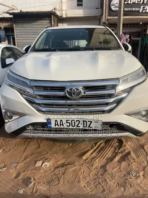 Toyota Rush 2021 Blanc