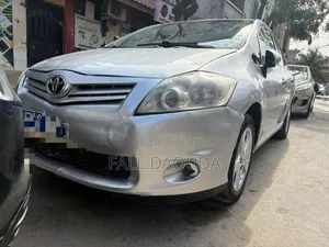 Toyota Auris 2011 Gris