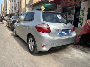 Toyota Auris 2011 Gris