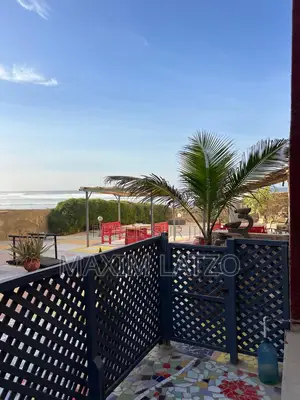 Furnished 1chbre Appartement dans Yoff à Louer