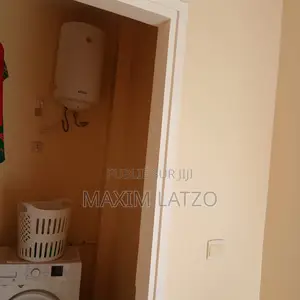 Appartement Meublé F2 À Louer Aux Almadies