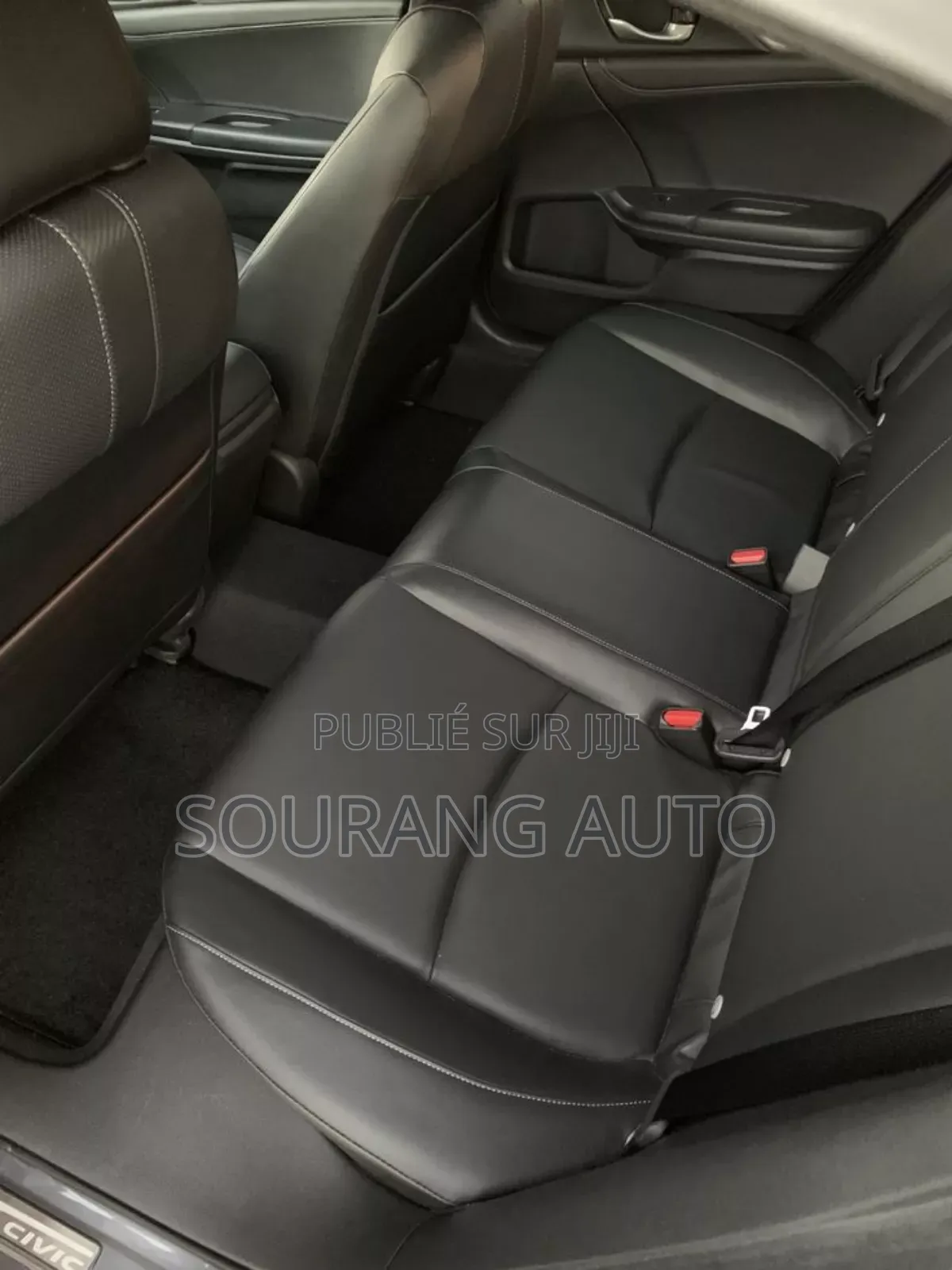 Hyundai Elantra Sport Sedan FWD (1.6L 4cyl 6M) 2017 Gris