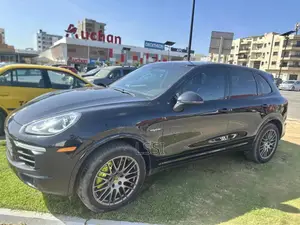 Porsche Cayenne Platinum Edition AWD 2017 Black