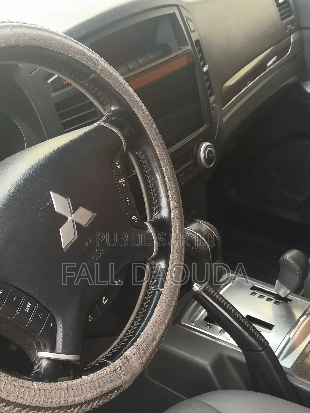 Mitsubishi Pajero 2014 Gris
