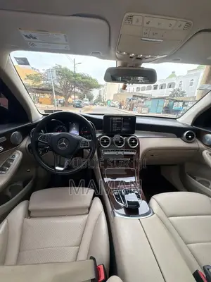 Mercedes-Benz GLC-Class 2017 Black