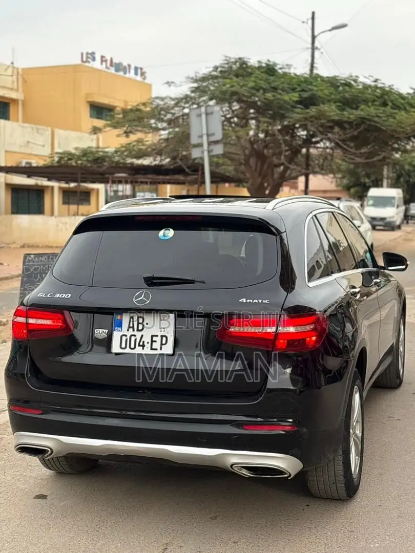 Mercedes-Benz GLC-Class 2017 Black