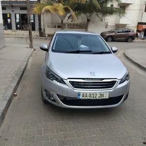 Peugeot 308 2016 Blanc cassé