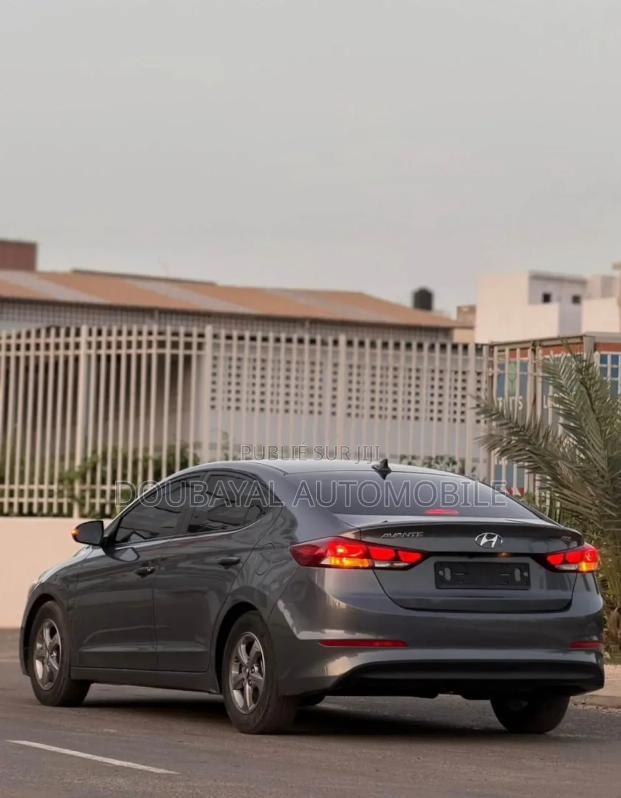 Hyundai Avante 2017 Black