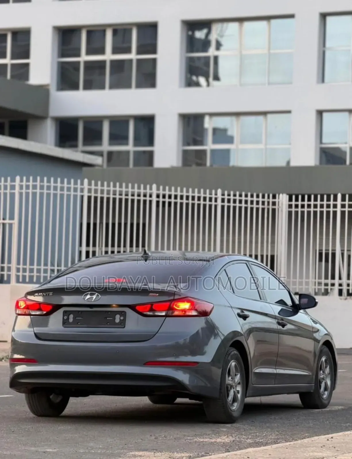 Hyundai Avante 2017 Black