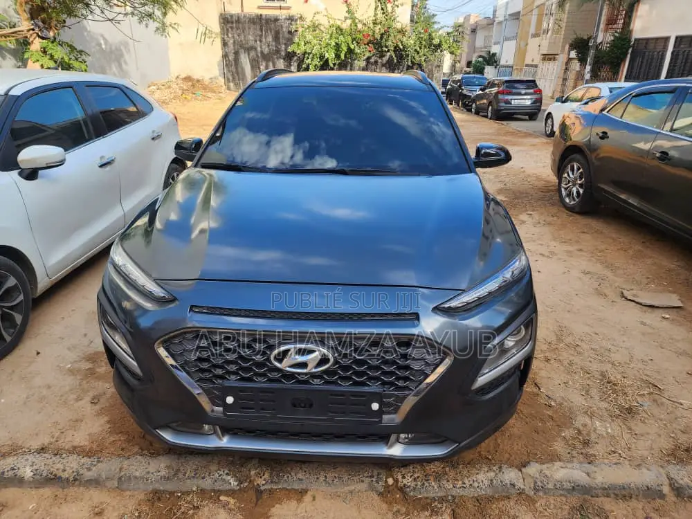 Hyundai Universe 2018