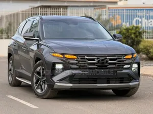 Hyundai Tucson Limited AWD 2025 Gris