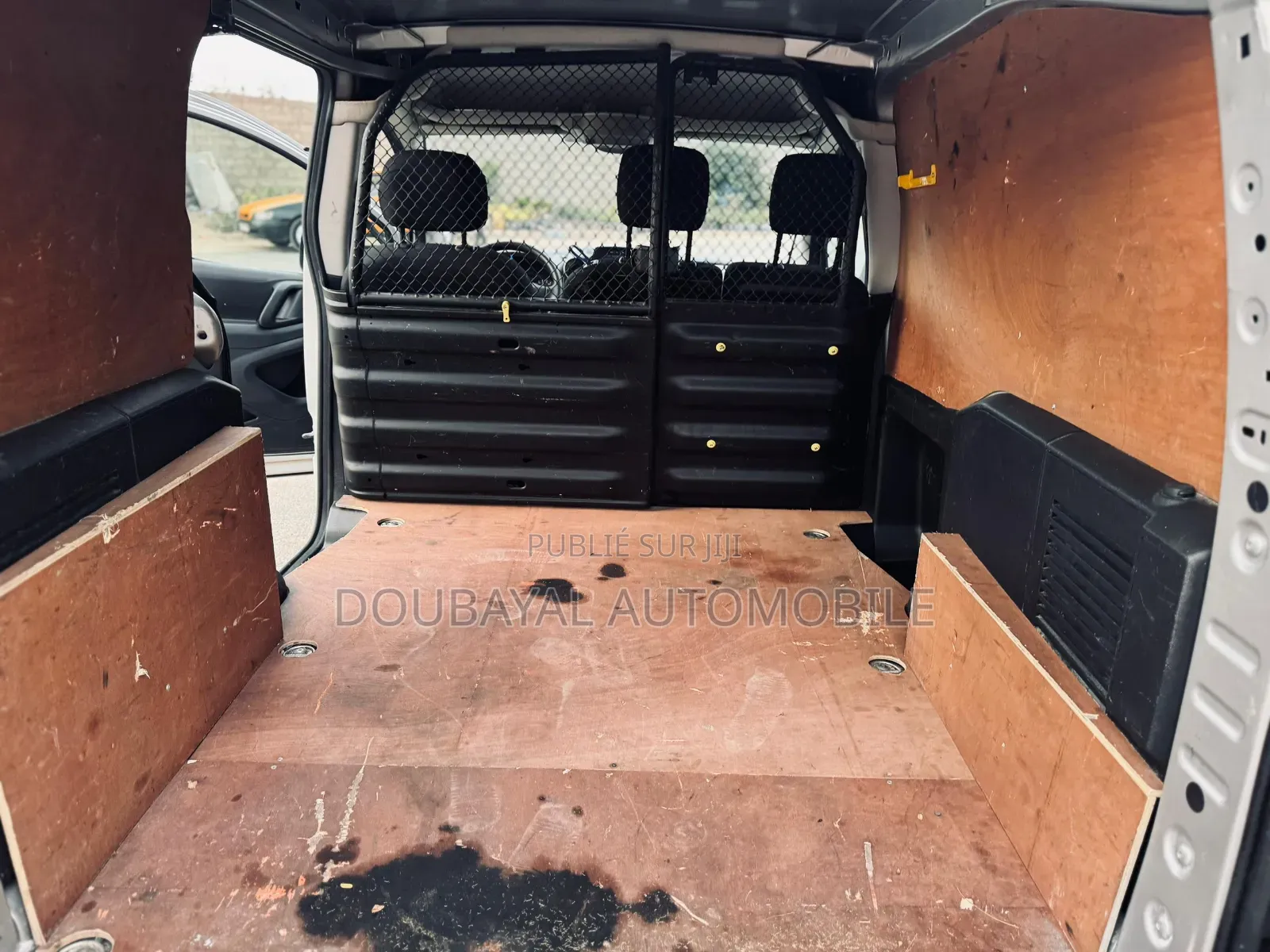 Peugeot Partenaire 2017 Gris