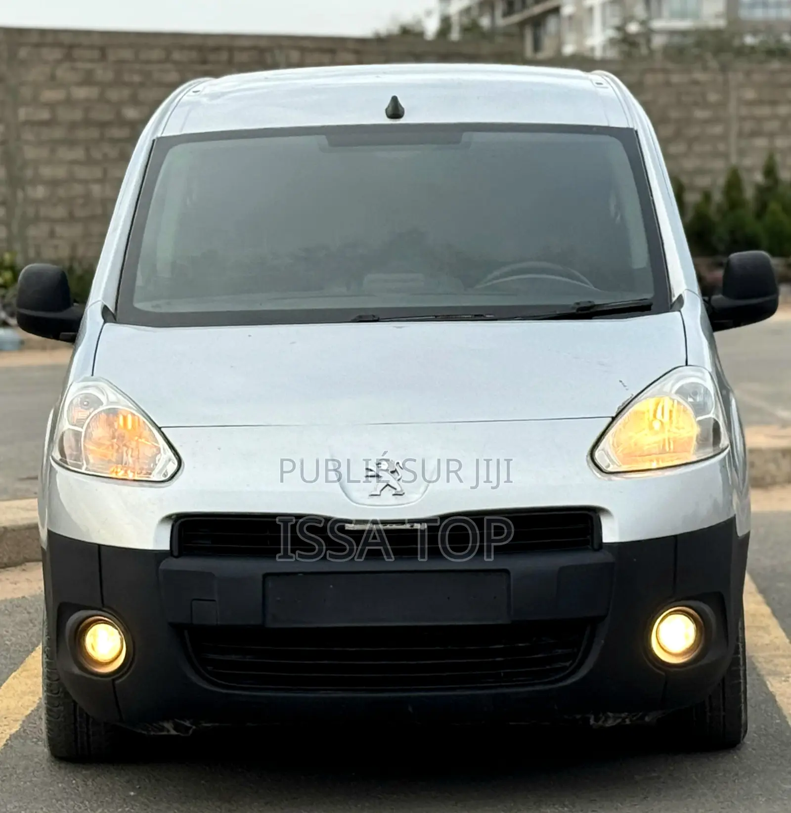 Peugeot Partenaire 2017 Gris