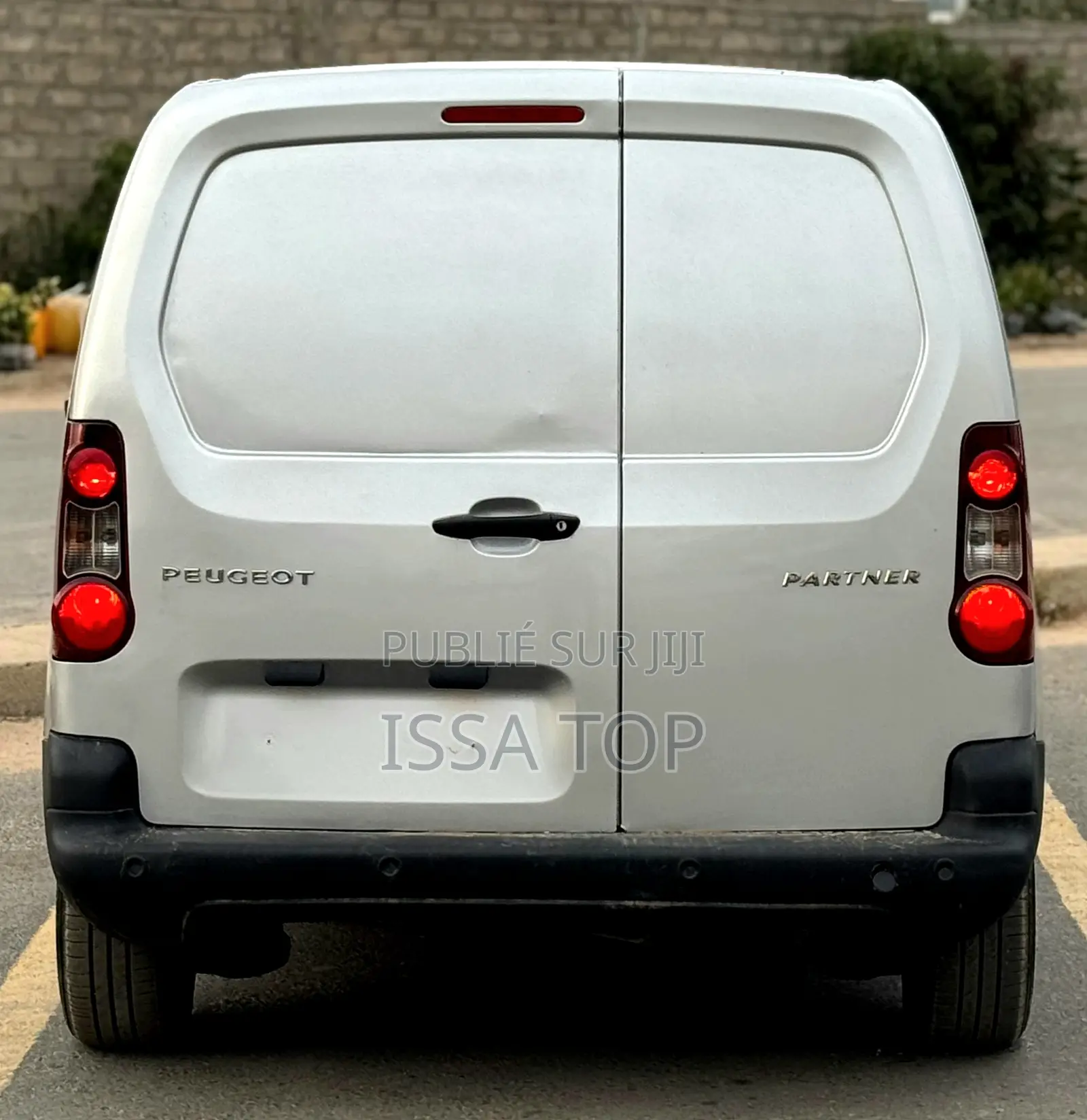 Peugeot Partenaire 2017 Gris