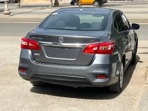 Nissan Sentra 2018 Blanc