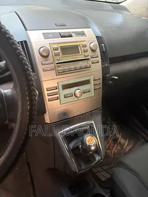 Toyota Verso 2009 Gris