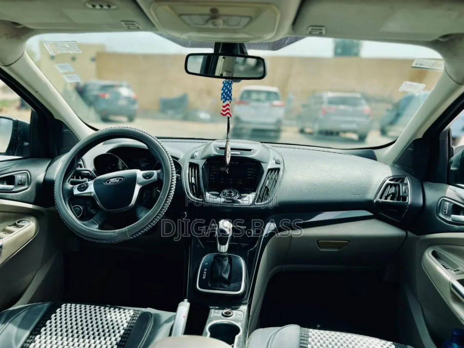 Ford Escape 2014 Noir Mat