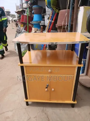 Table Tv Battant Et Tiroir