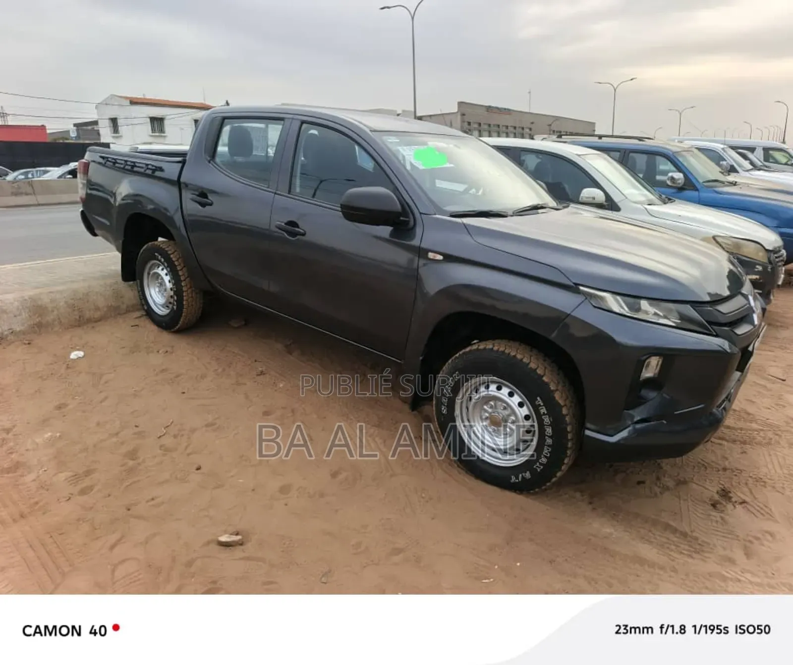 Mitsubishi L200 2022 Gris