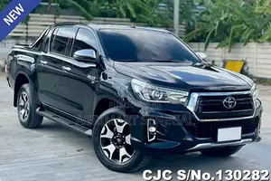 Toyota Hilux 2015 Black