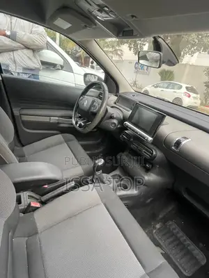 Citroen C4 2018 Gris