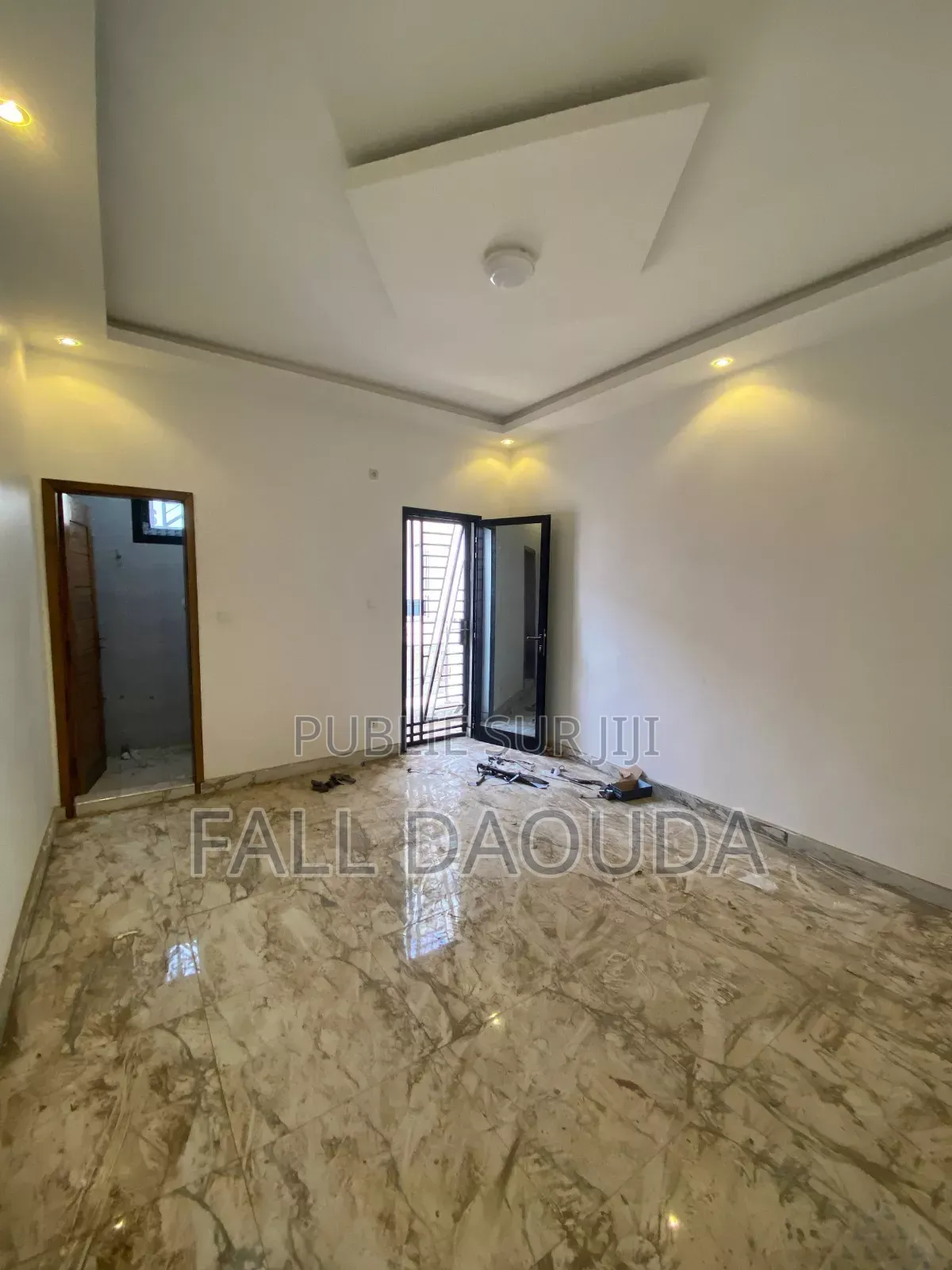 2chbre Appartement dans 8 Appartement À, Grand Dakar à Louer