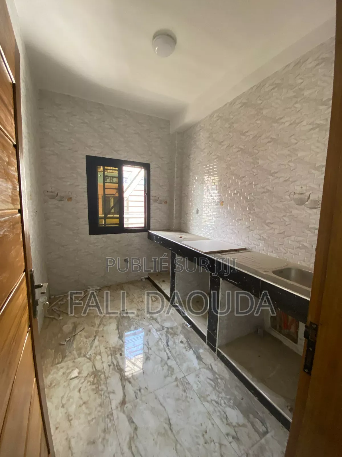 2chbre Appartement dans 8 Appartement À, Grand Dakar à Louer