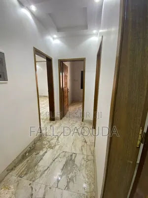 2chbre Appartement dans 8 Appartement À, Grand Dakar à Louer