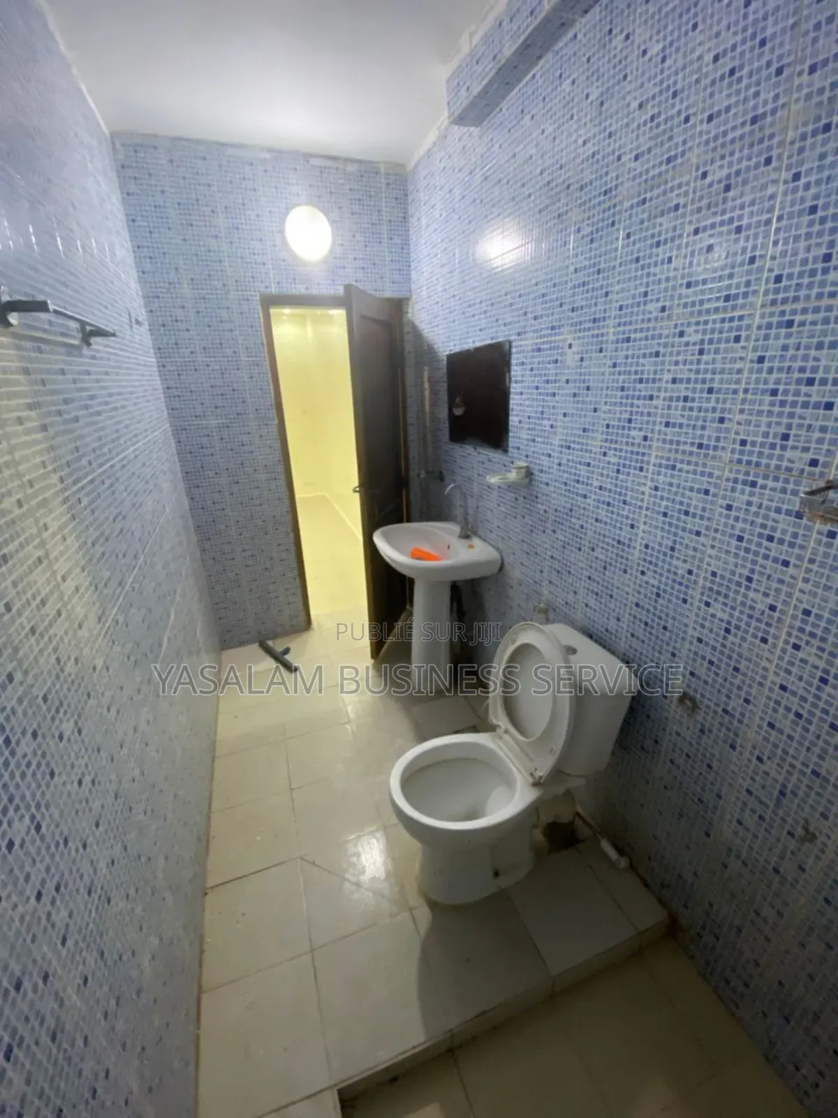 2chbre Appartement dans Yasalam Business, Yoff à Louer