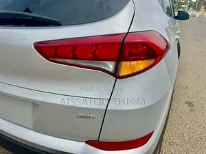 Hyundai Tucson Sport AWD 2017 Blanc cassé