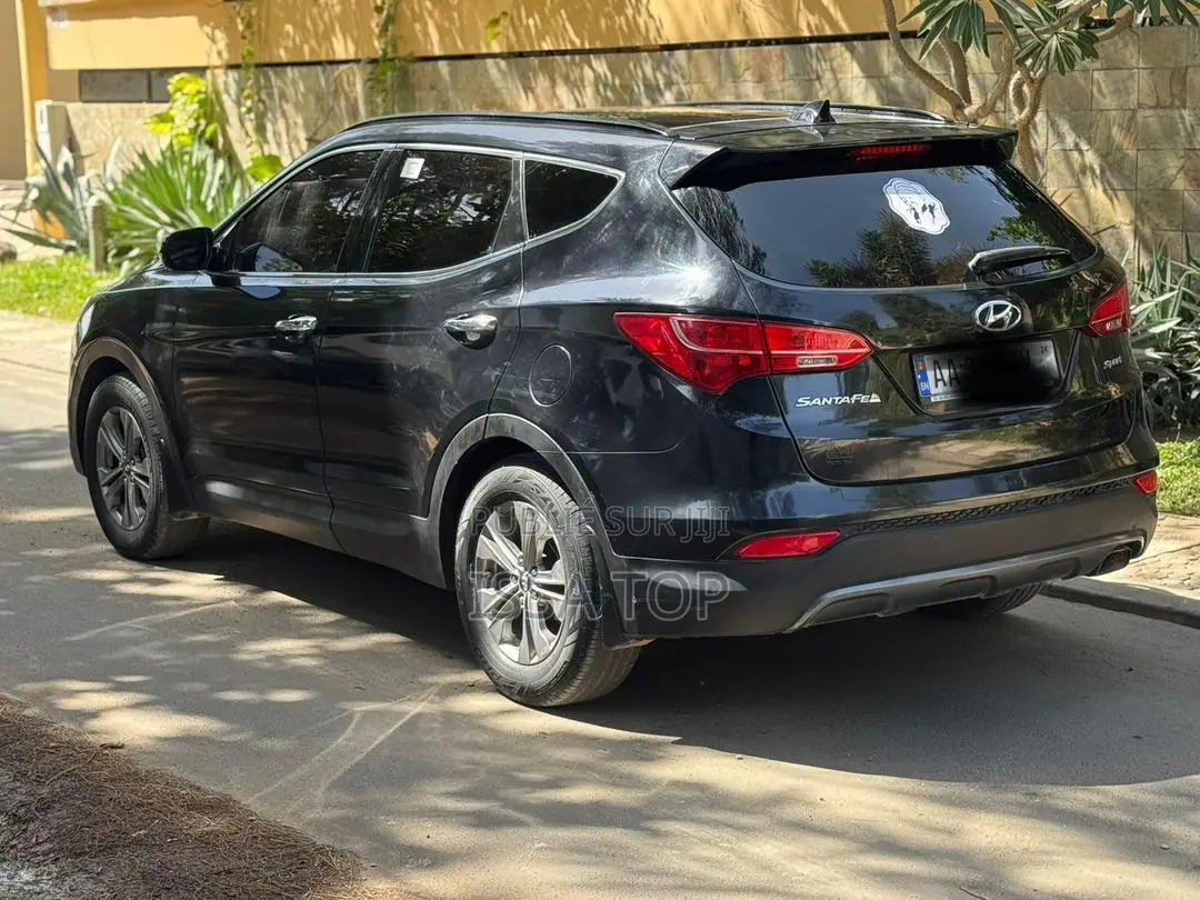 Hyundai Santa Fe 2016 Noir
