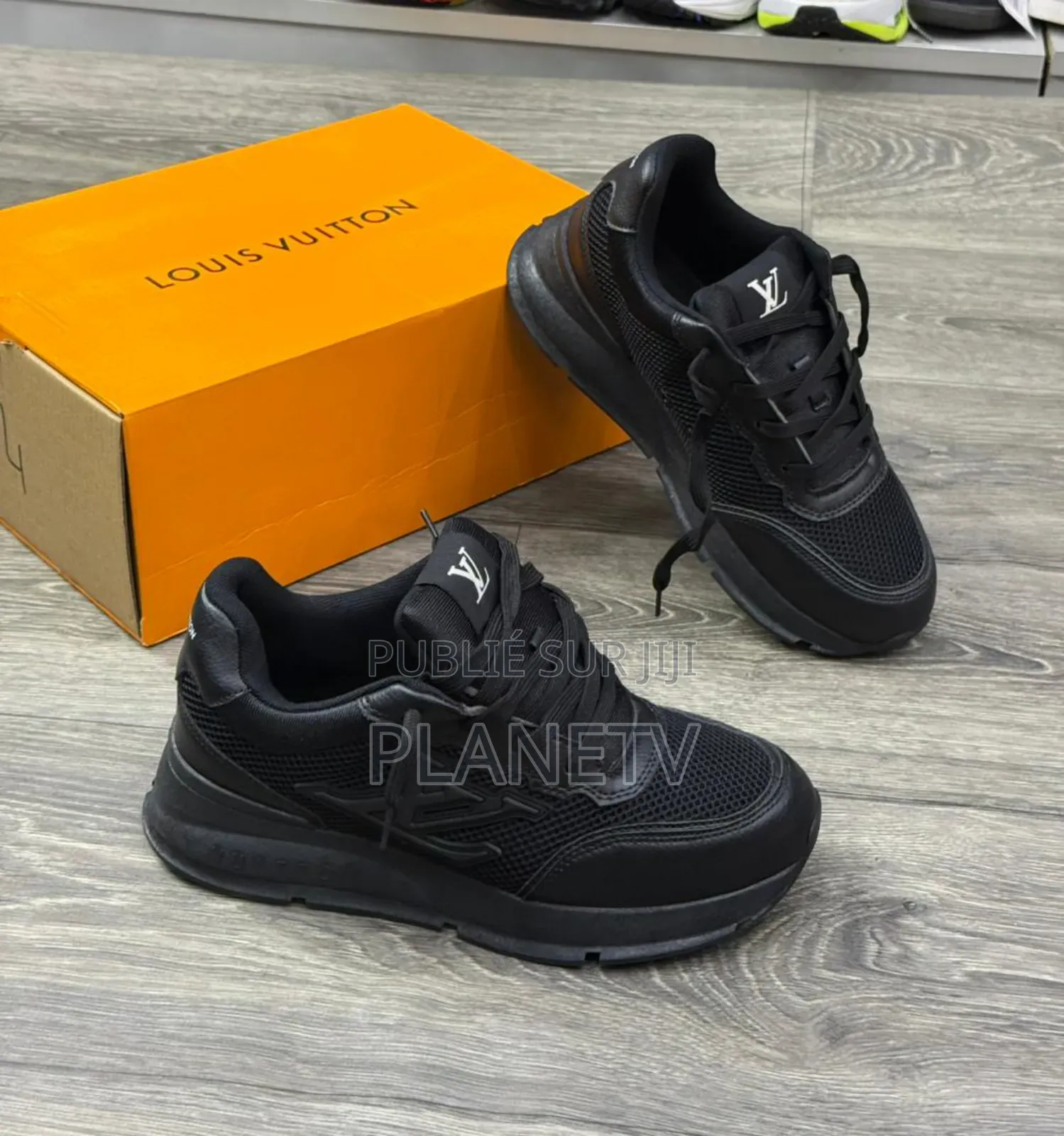 Louis Vuitton Classique by Zs