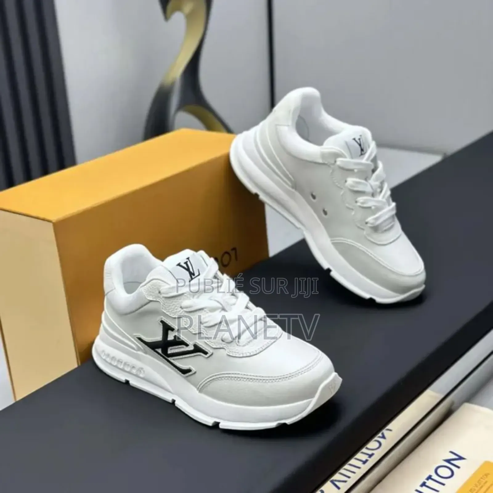 Louis Vuitton Classique by Zs