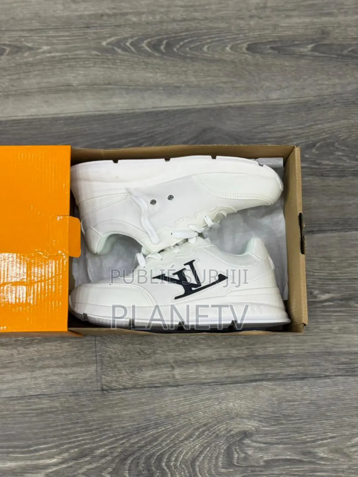 Louis Vuitton Classique by Zs