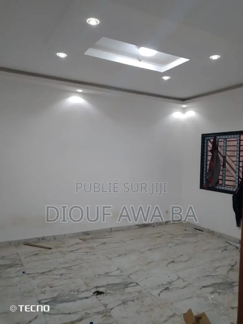 3chbre Appartement dans Appartement 2, Grand Dakar à Louer