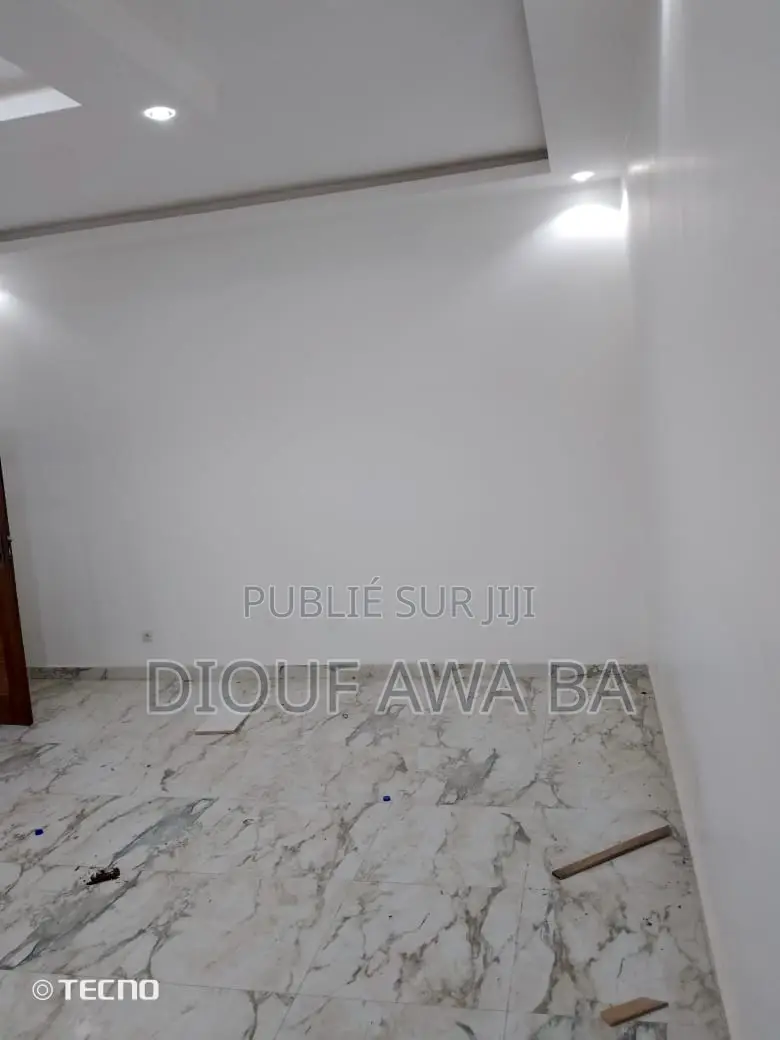 3chbre Appartement dans Appartement 2, Grand Dakar à Louer