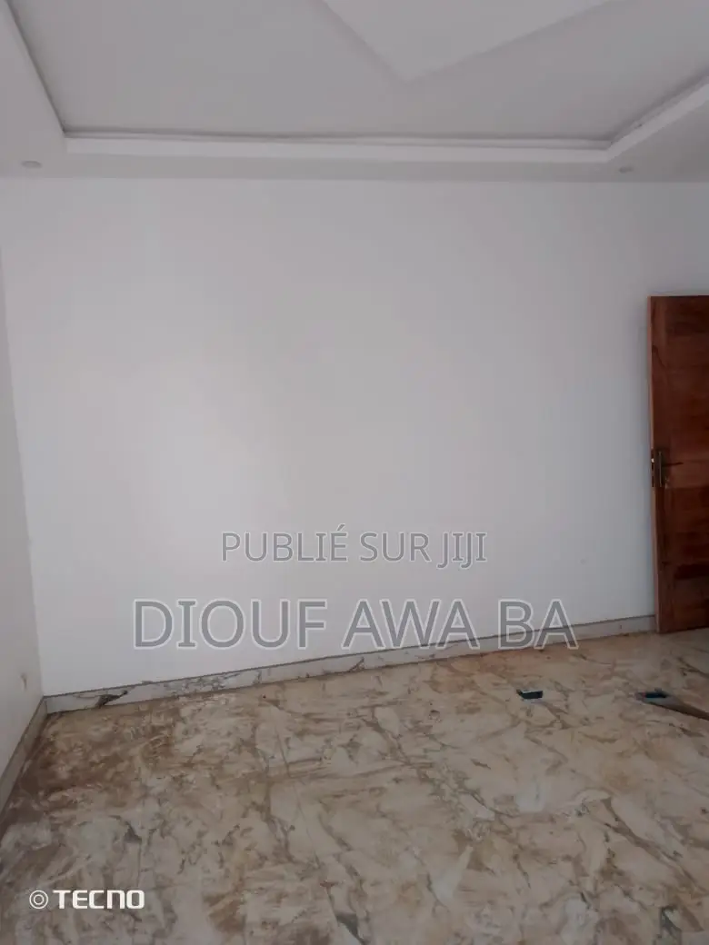 3chbre Appartement dans Appartement 2, Grand Dakar à Louer