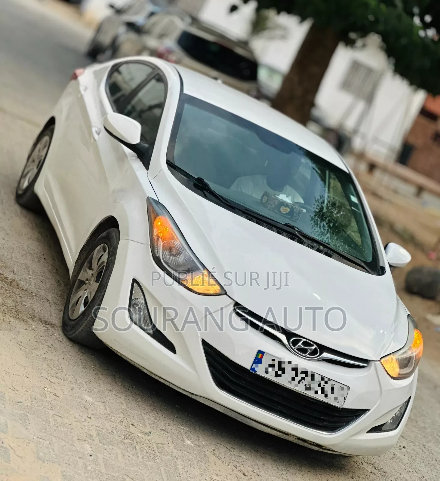 Hyundai Elantra Limited Sedan FWD (1.8L 4cyl 6A) 2016 Blanc