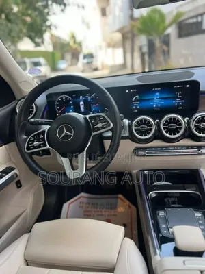 Mercedes-Benz GLB-Class GLB 250 4MATIC 2023 Blanc