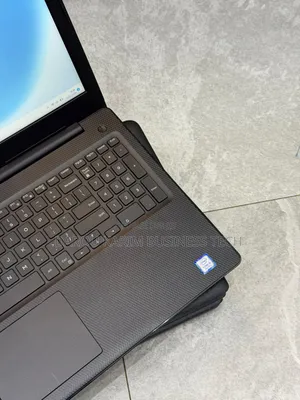 New Ordinateur Portable Dell Precision 3580 8GB Intel Core I5 SSD 256GB