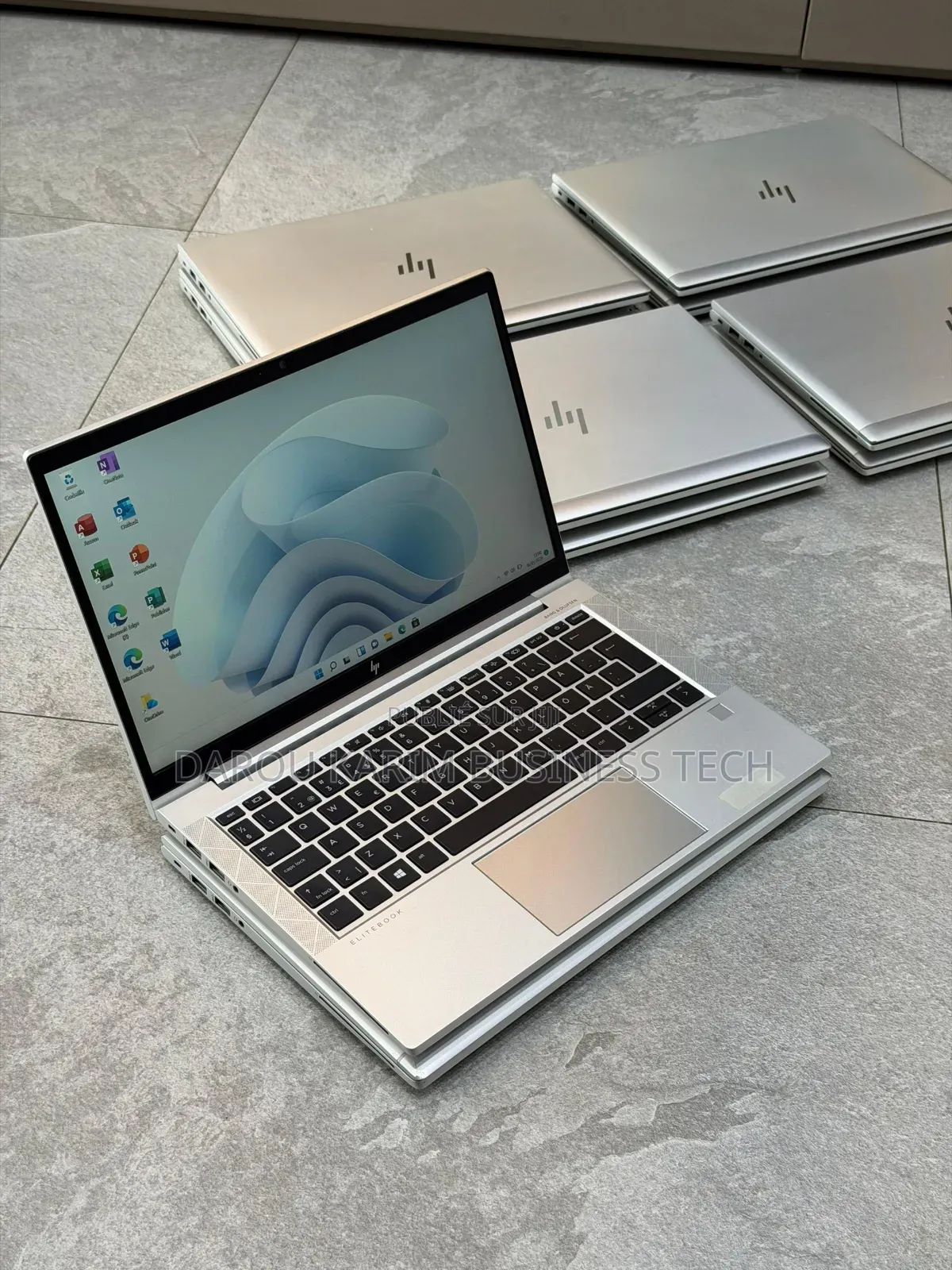 New Ordinateur Portable HP EliteBook 835 G7 8GB Intel Core I5 SSD 256GB