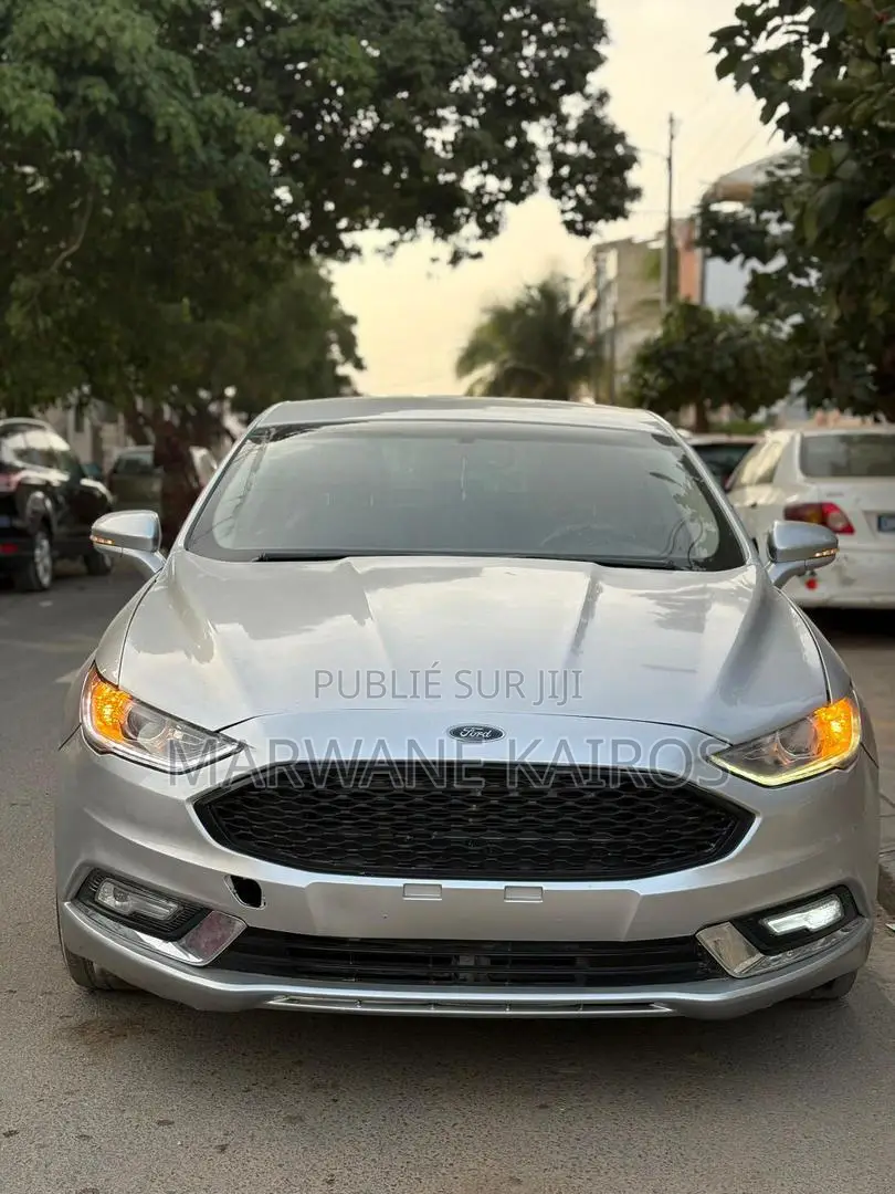 Ford Fusion 2018 Gris