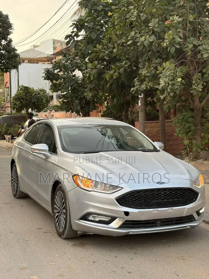 Ford Fusion 2018 Gris