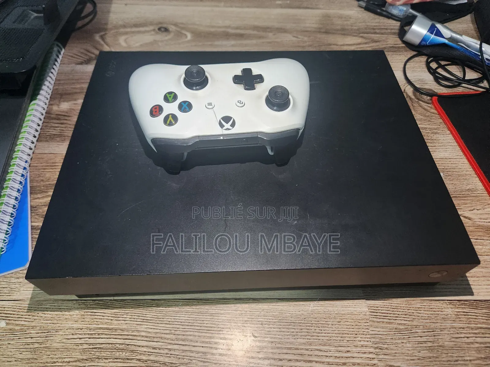 Xbox One X Avex Uje Manette Et Quelques Jeux