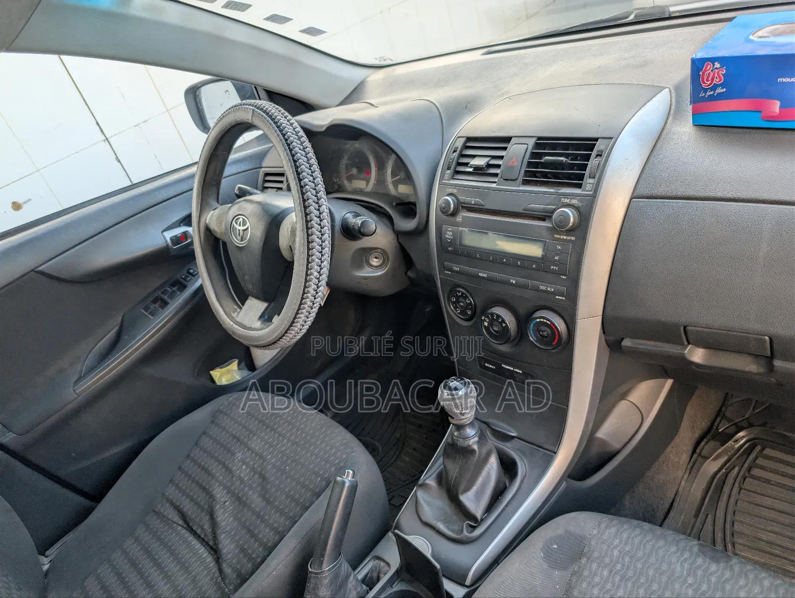 Toyota Corolla L 4dr Sedan (1.8L 4cyl 4A) 2014 Gris