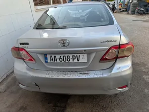 Toyota Corolla L 4dr Sedan (1.8L 4cyl 4A) 2014 Gris