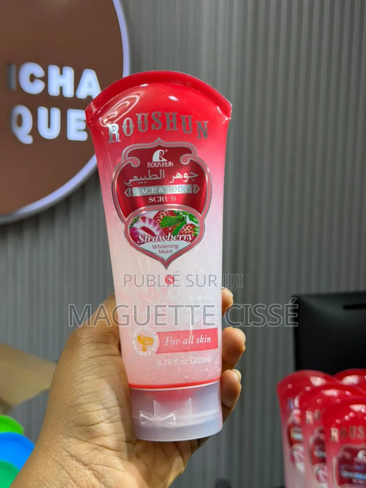 Gel Exfoliant Pour Visage Et Corps Aussi Efficace Contre Les Kintos