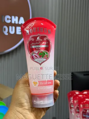 Gel Exfoliant Pour Visage Et Corps Aussi Efficace Contre Les Kintos