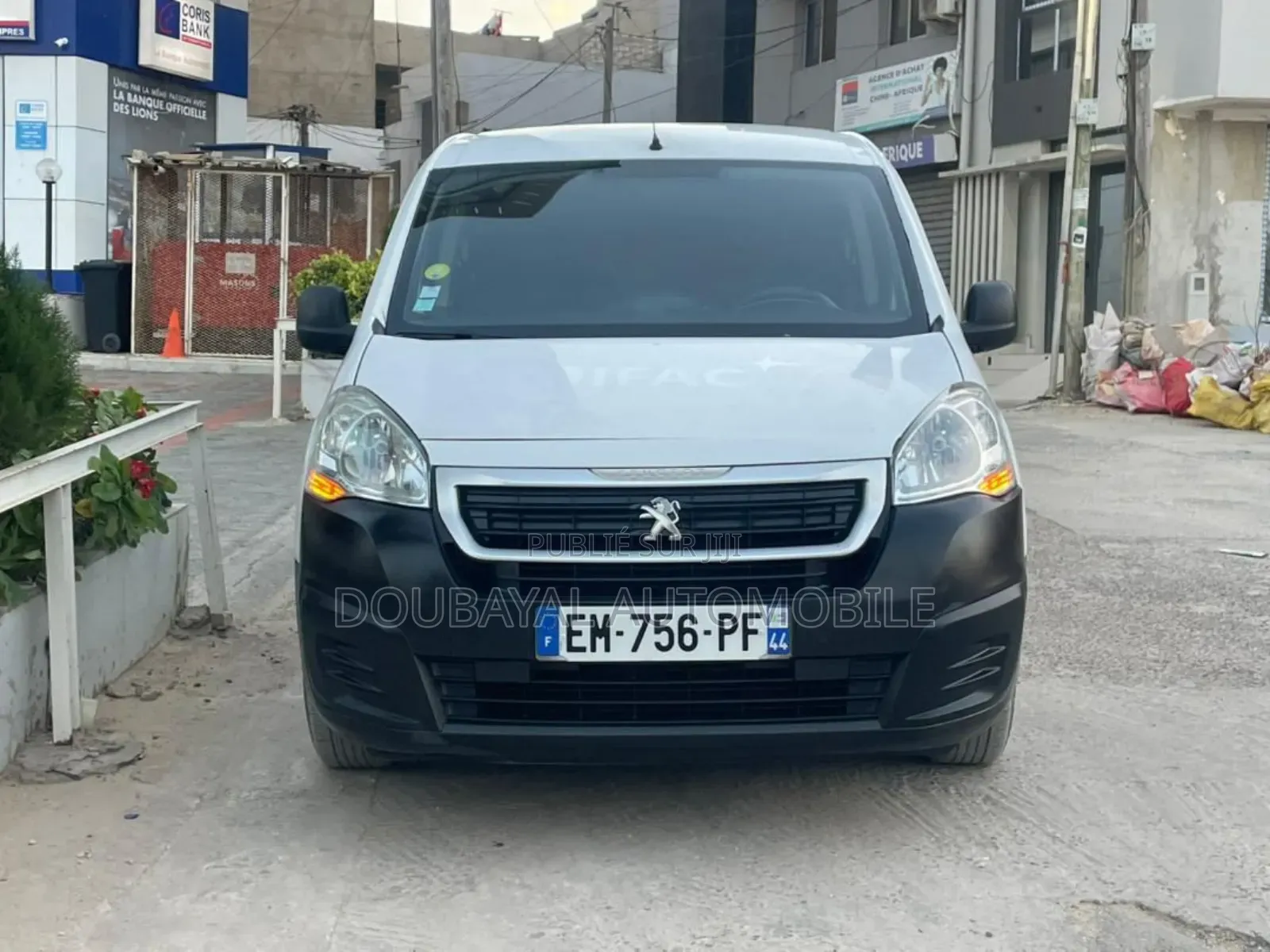 Peugeot Partenaire 2017 Black